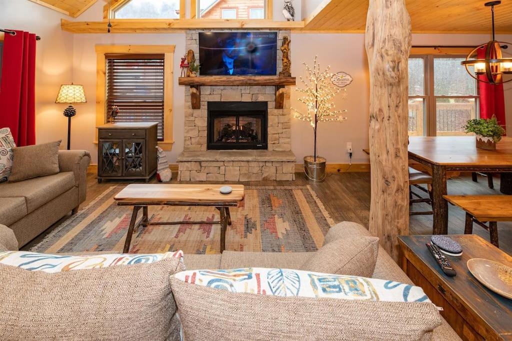 The Snow Owl Cabin แมกกีวาเลย์ ภายนอก รูปภาพ