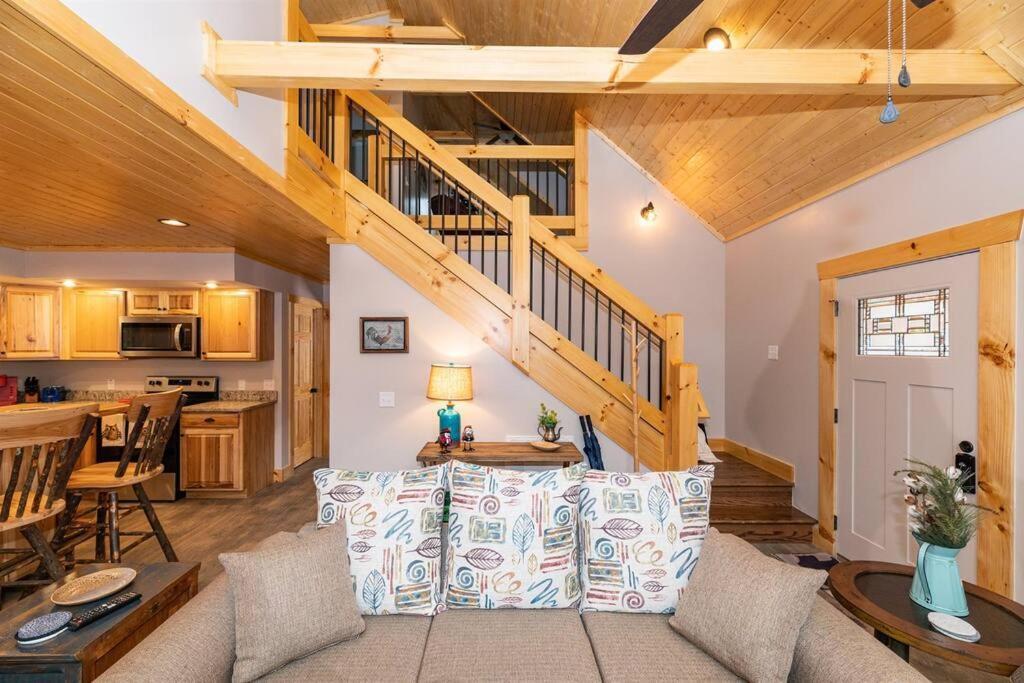 The Snow Owl Cabin แมกกีวาเลย์ ภายนอก รูปภาพ