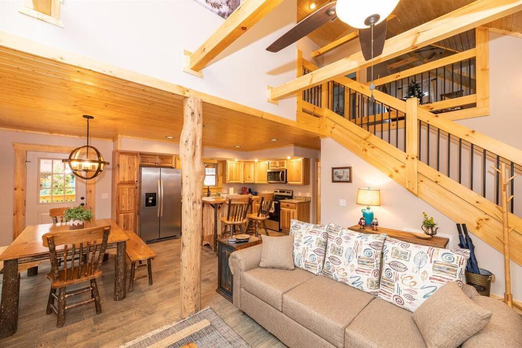 The Snow Owl Cabin แมกกีวาเลย์ ภายนอก รูปภาพ